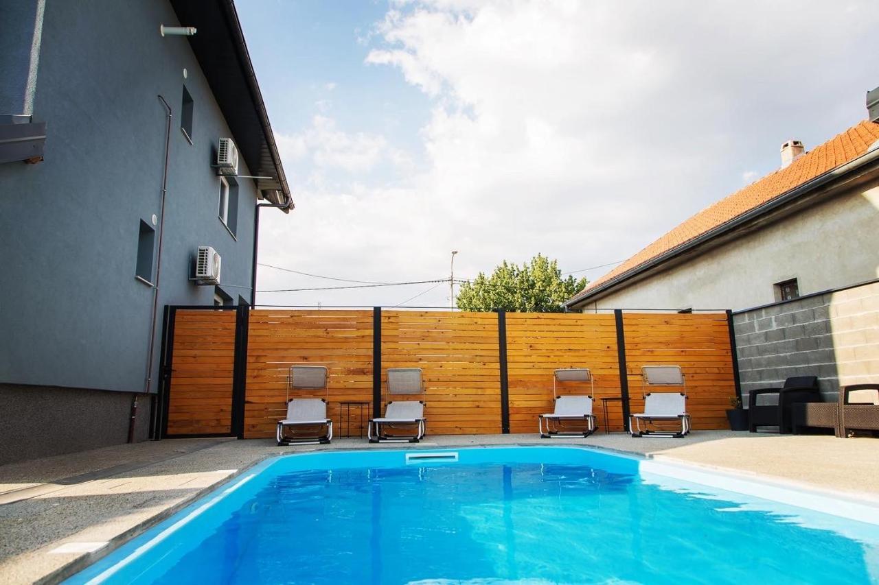 Holiday Home Thesaurum Karanac Екстер'єр фото