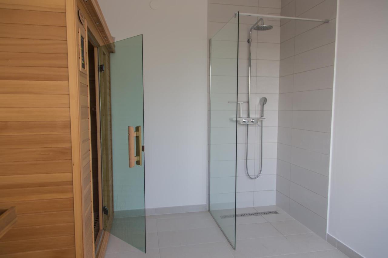 Holiday Home Thesaurum Karanac Екстер'єр фото